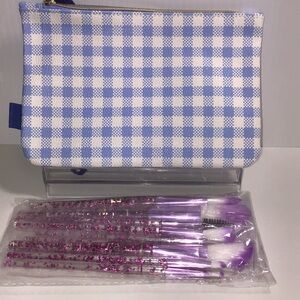 Ipsy new blue gingham makeup bag and 10 brushes new and sealed unbranded.